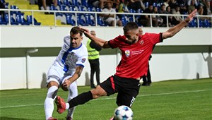 Dečić slavio u derbiju, remi u Baru