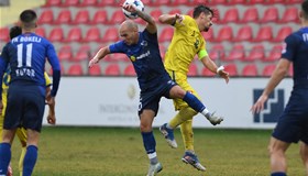 Budućnost slavila u derbiju, Dečić sam na vrhu