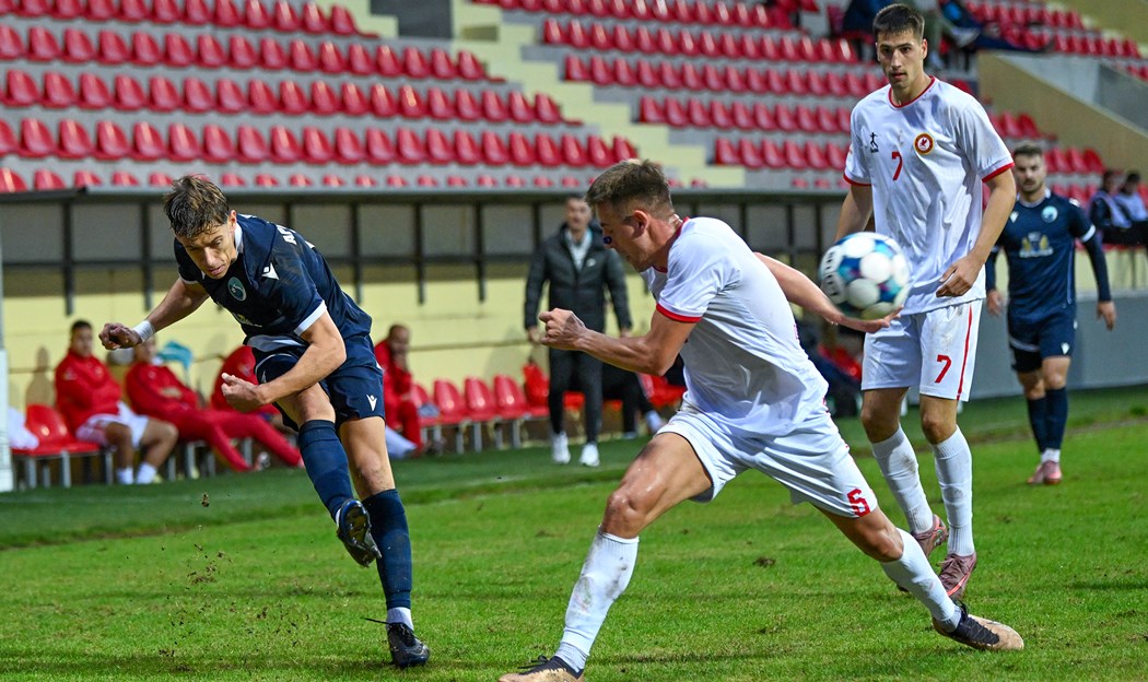 Bez promjena na vrhu