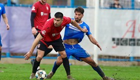 Dečić, Jezero, Mornar i Otrant u polufinalu