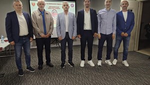 ,,Pro“ licenca za Tatara