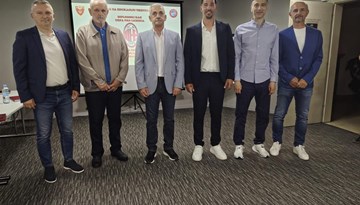 ,,Pro“ licenca za Tatara