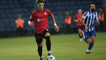 Dečić nadigrao Budućnost
