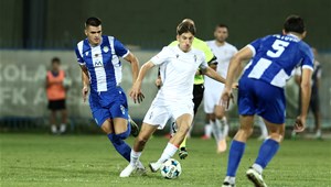 Mornar slavio u goleadi, remi u Tivtu